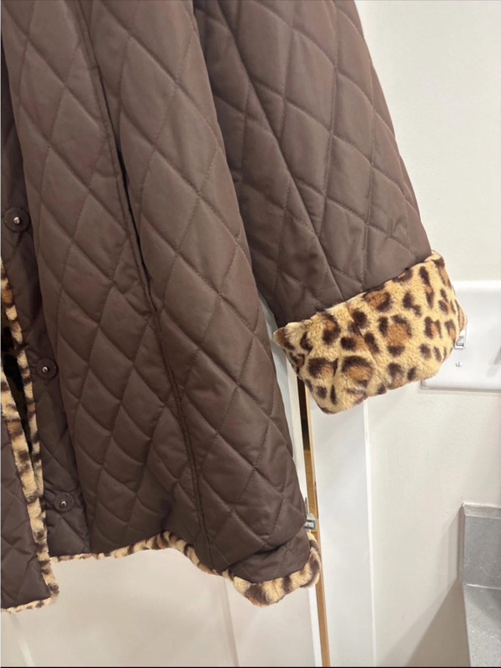Dennis Basso Reversible Brown Quilted Coat with Leopard Faux-Fur. Size XXL. New - Picture 8 of 9
